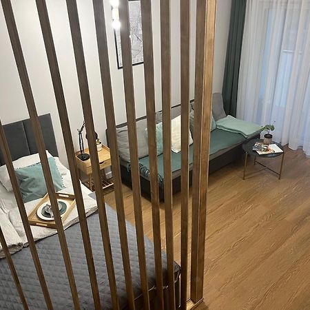 שצ'צ'ין Yellow Stone Apartment מראה חיצוני תמונה