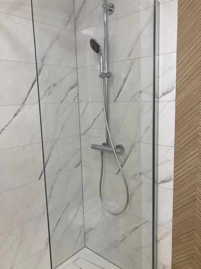 שצ'צ'ין Yellow Stone Apartment מראה חיצוני תמונה